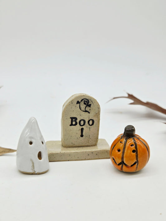 Spooky Set of 3 Tiny Ceramics  - Boo Ghost
